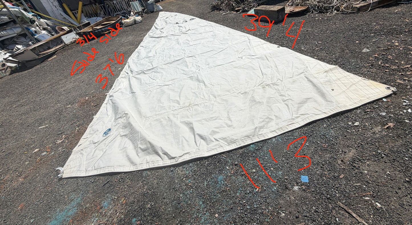 Tartan 30 - 40% - 5oz Main Sail - 37'6" (Slide Side) x 39'4" x 11'3"