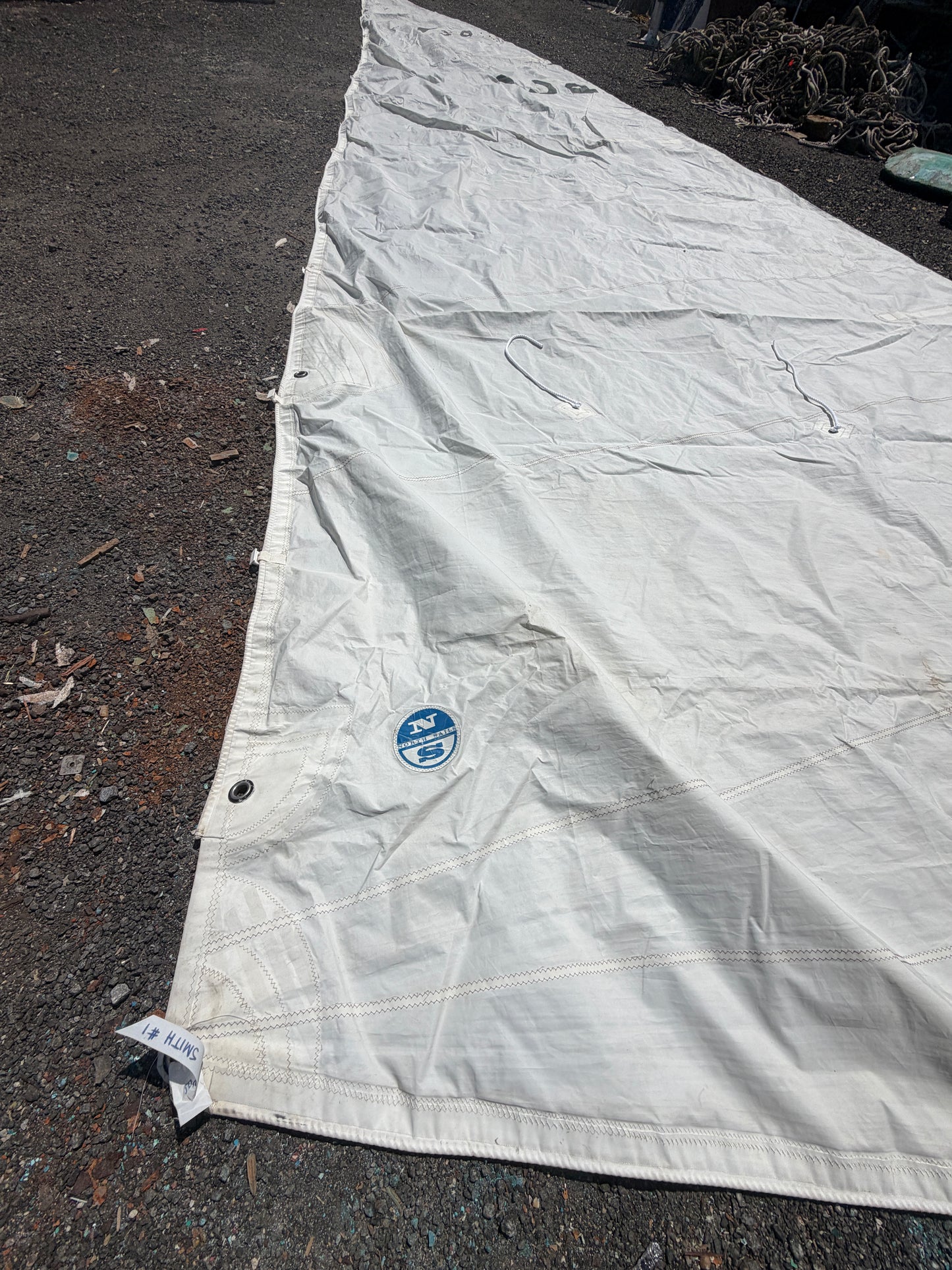 Tartan 30 - 40% - 5oz Main Sail - 37'6" (Slide Side) x 39'4" x 11'3"