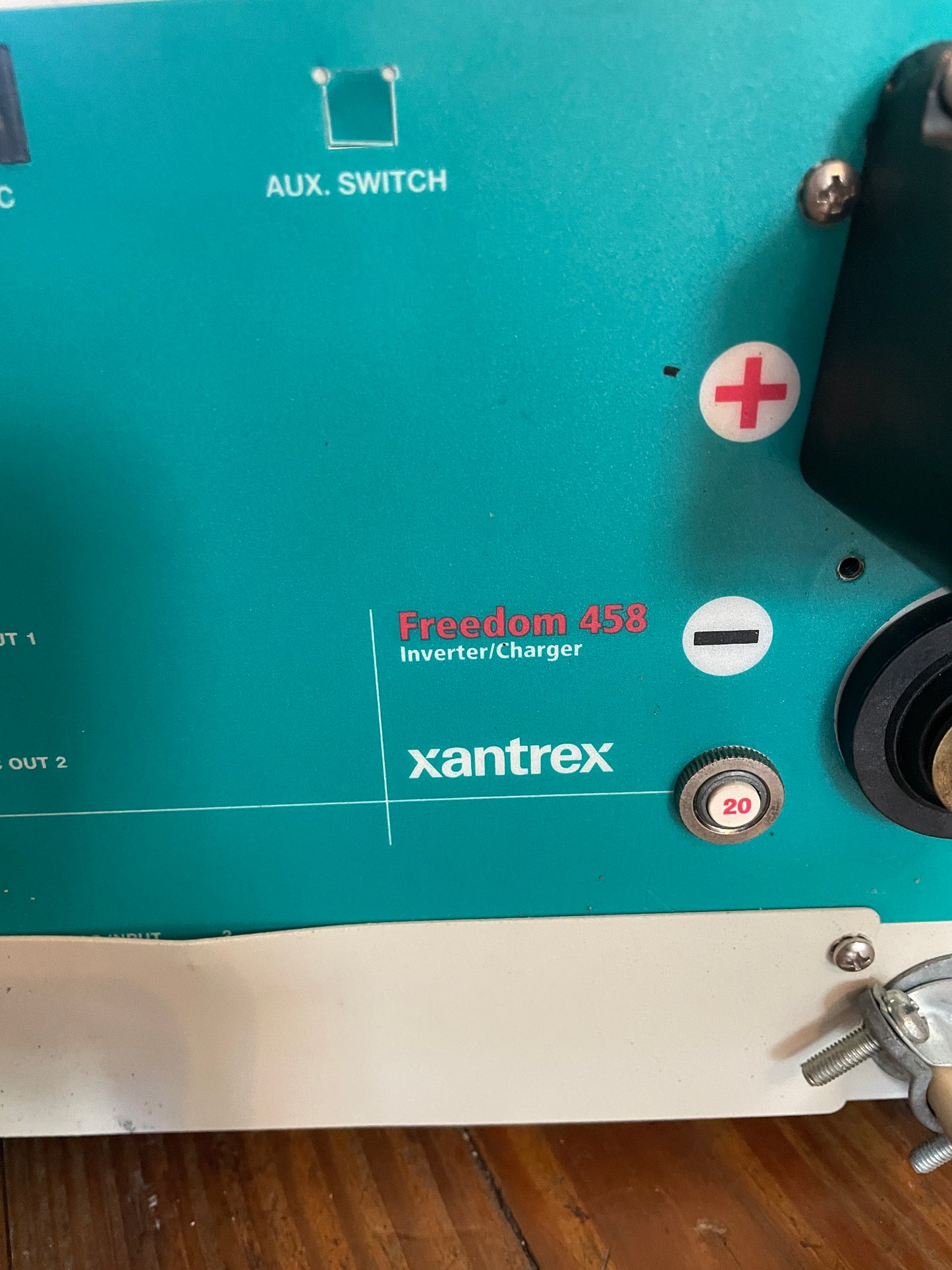 Xantrex Freedom 458 Inverter/Charger