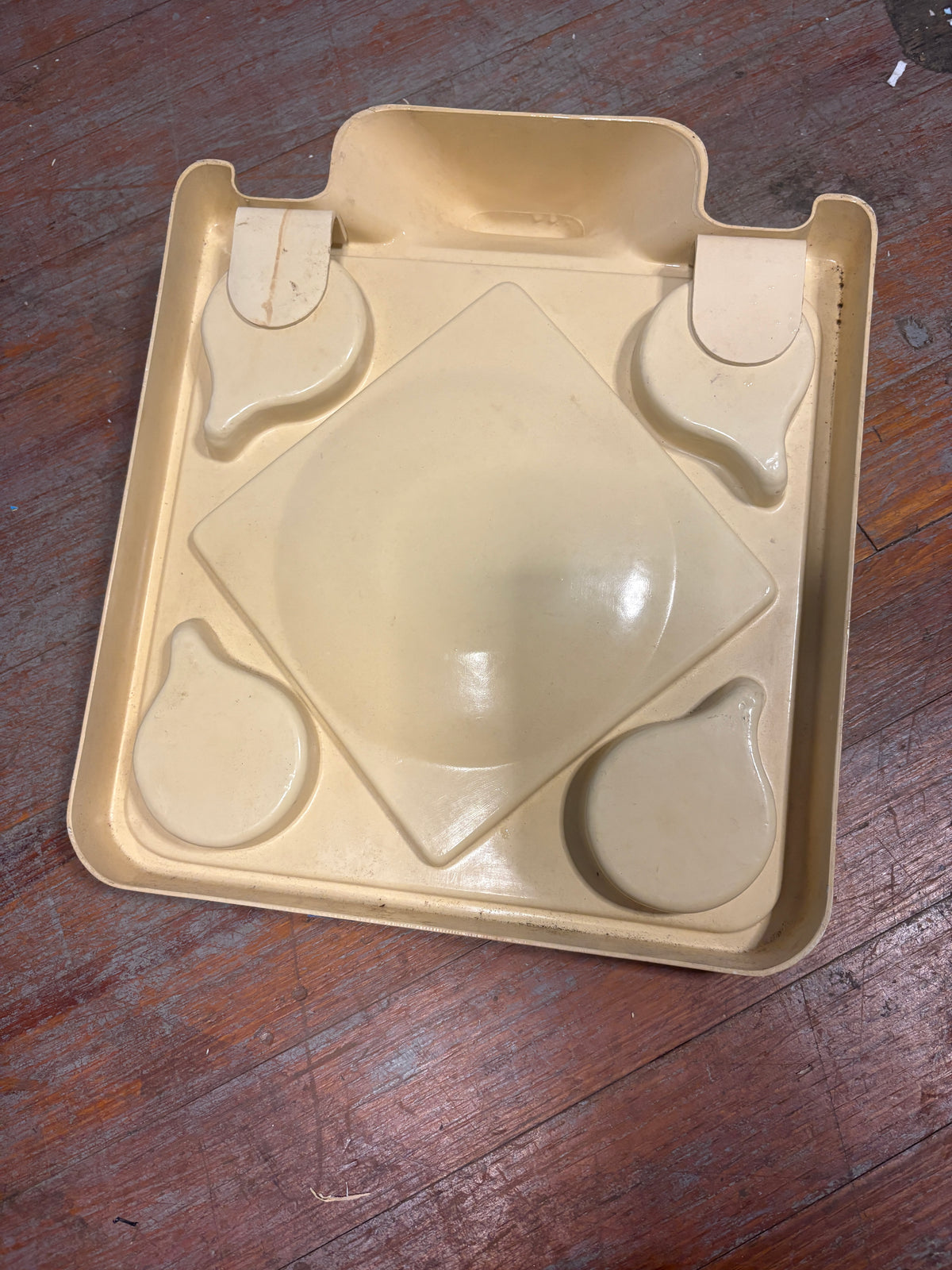 Plastic Cockpit Table from O'Day 28 14 x 14"