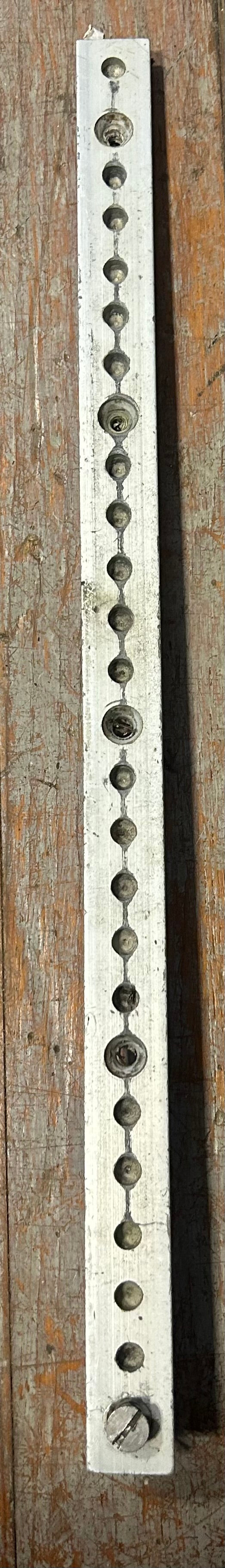 18 7/8" Aluminum Track