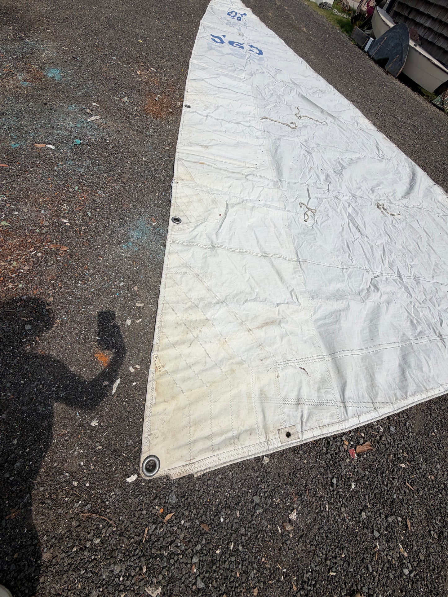 Ericson 28 Main Sail - 33'7" Luff x 35'7" Leech x 10'7" Foot
