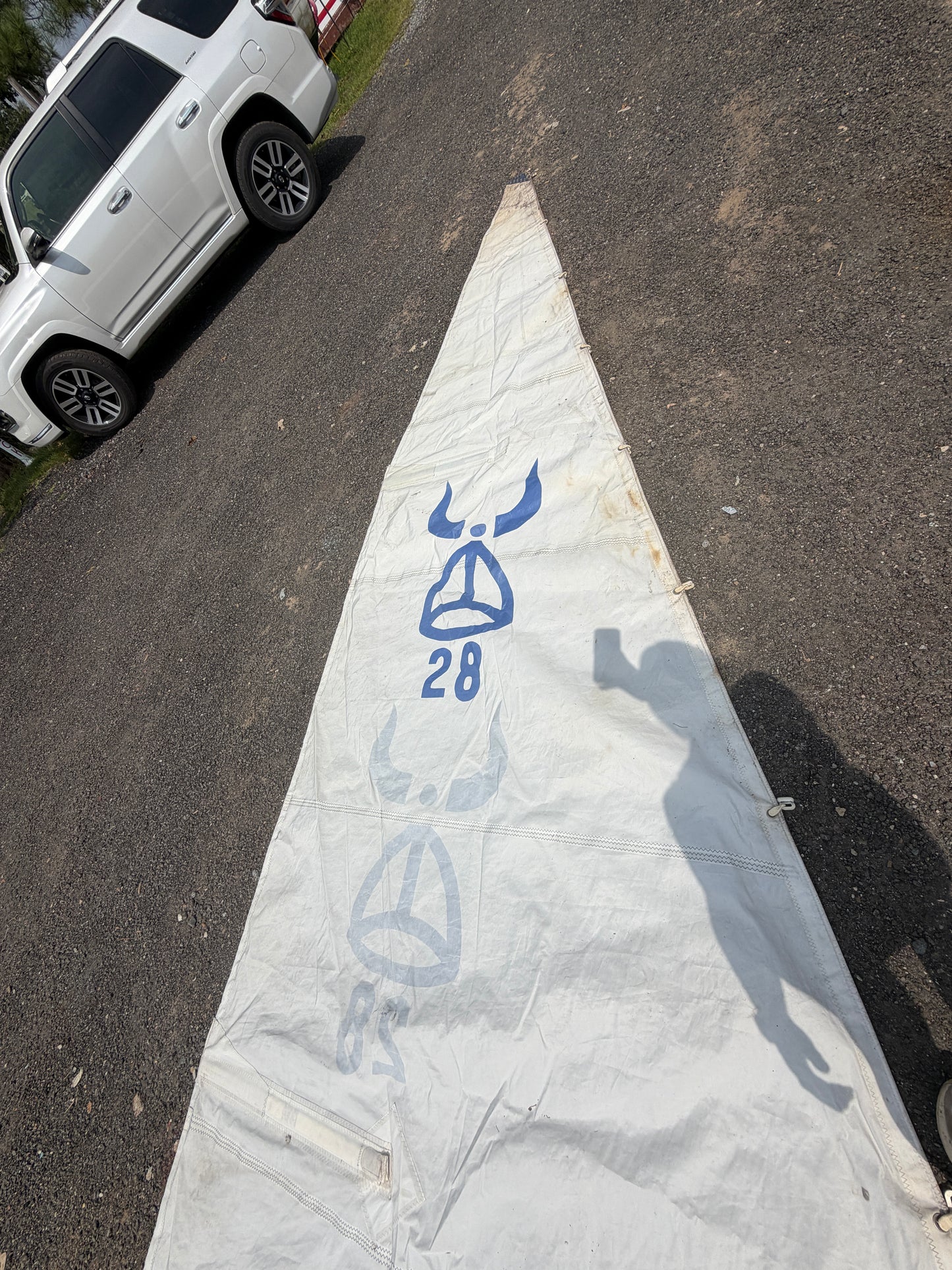 Ericson 28 Main Sail - 33'7" Luff x 35'7" Leech x 10'7" Foot