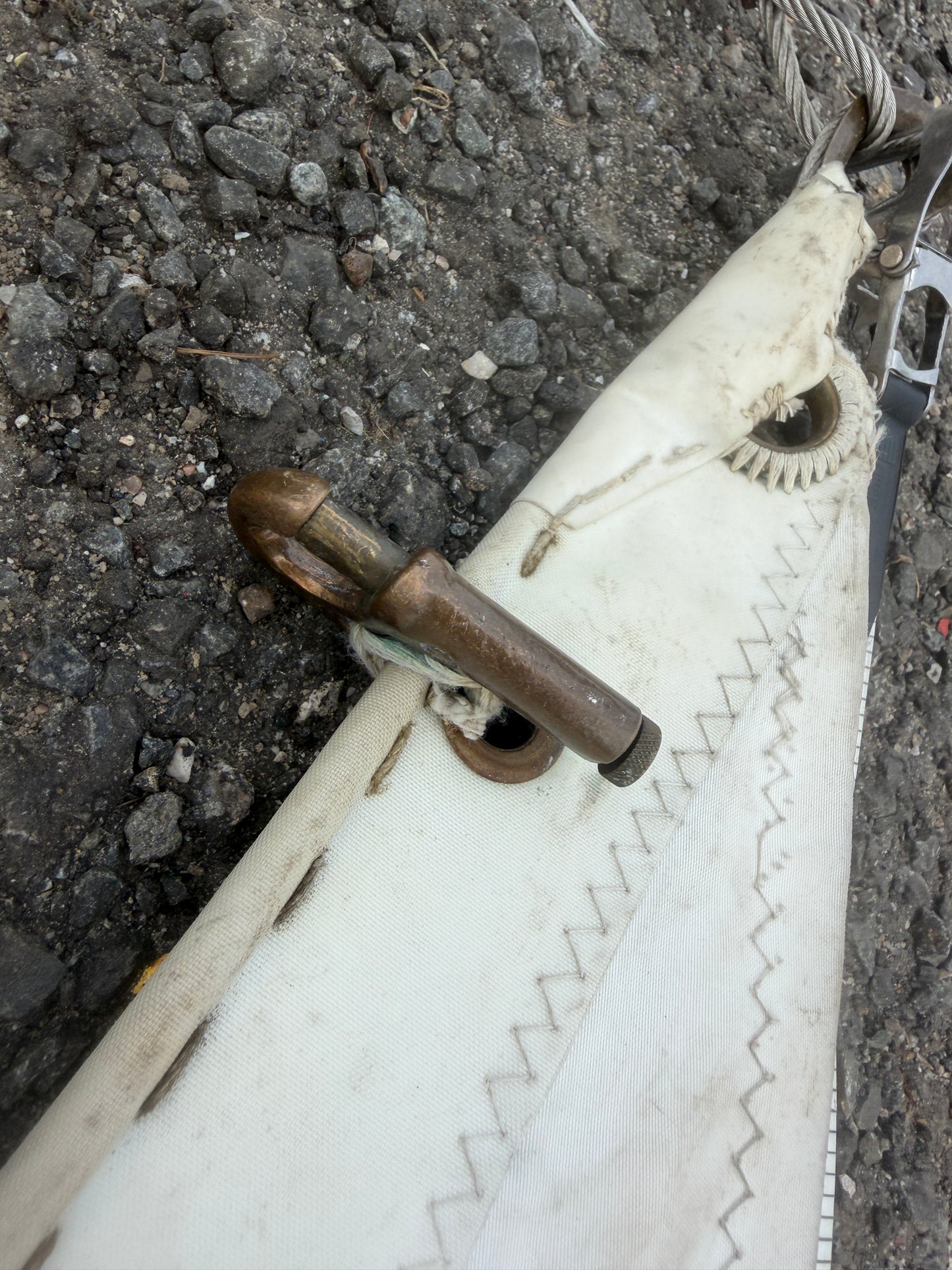 Texas Marine 30 Headsail - 32'11" (Hank On Side) x 31'4" x 17'3"
