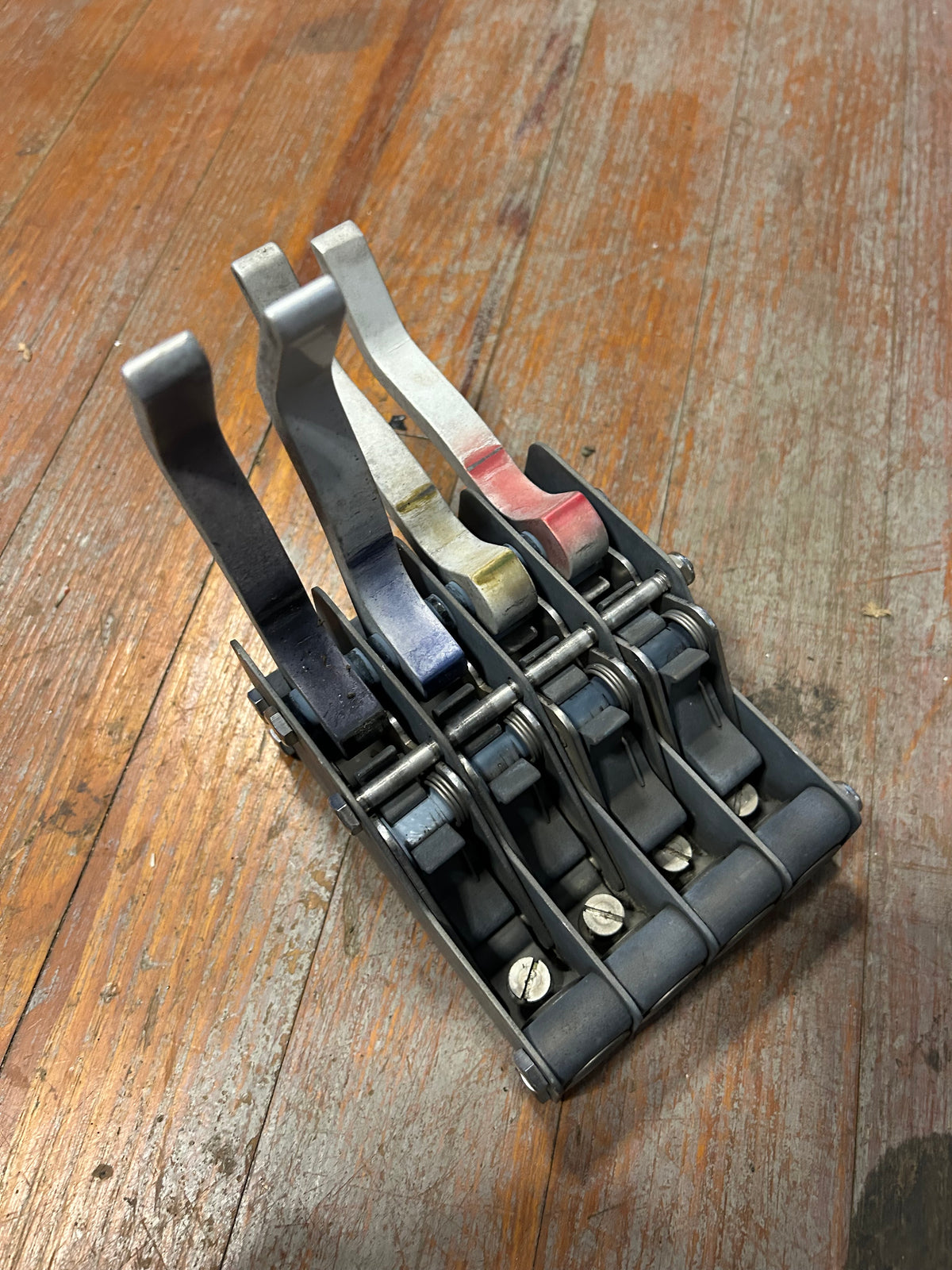Quadruple Line Clutch - 3/4" line max