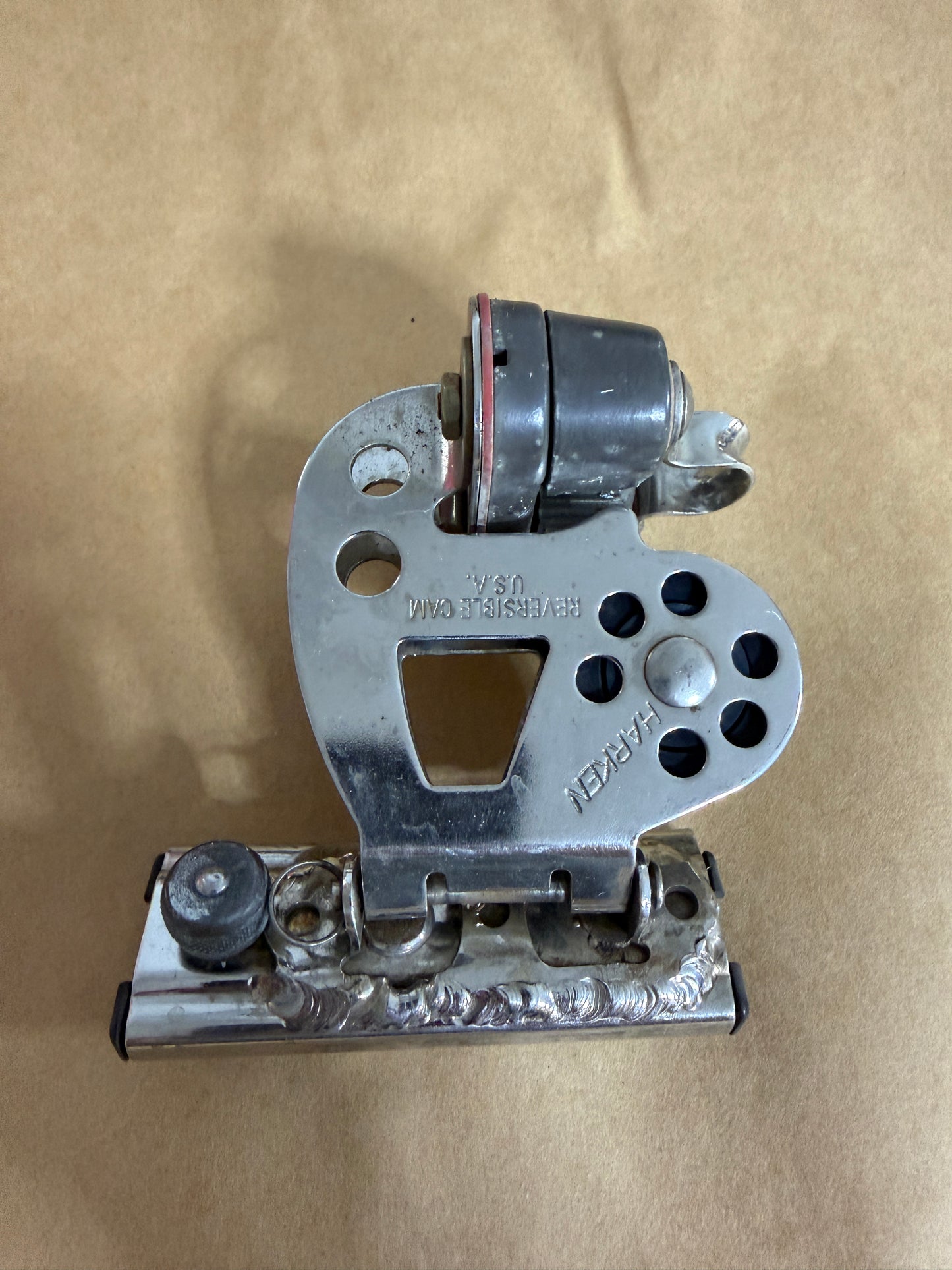 Harken Reversible Cam Cleat / Single Block on 1" Track Car - 3/8" Line