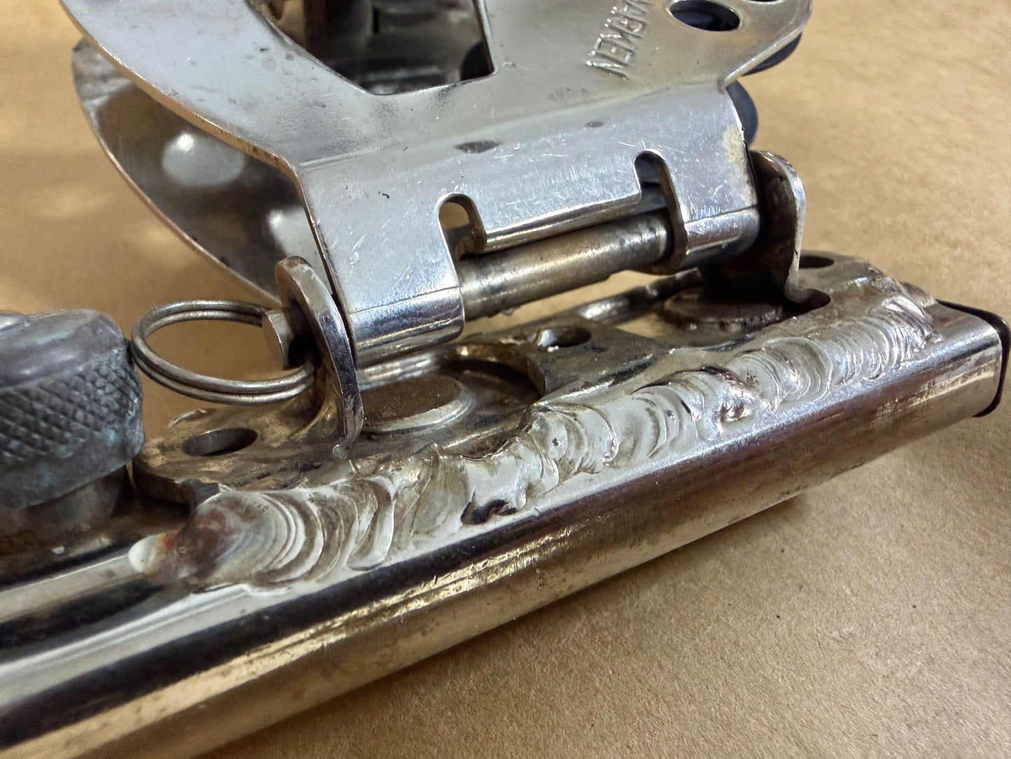 Harken Reversible Cam Cleat / Single Block on 1" Track Car - 3/8" Line