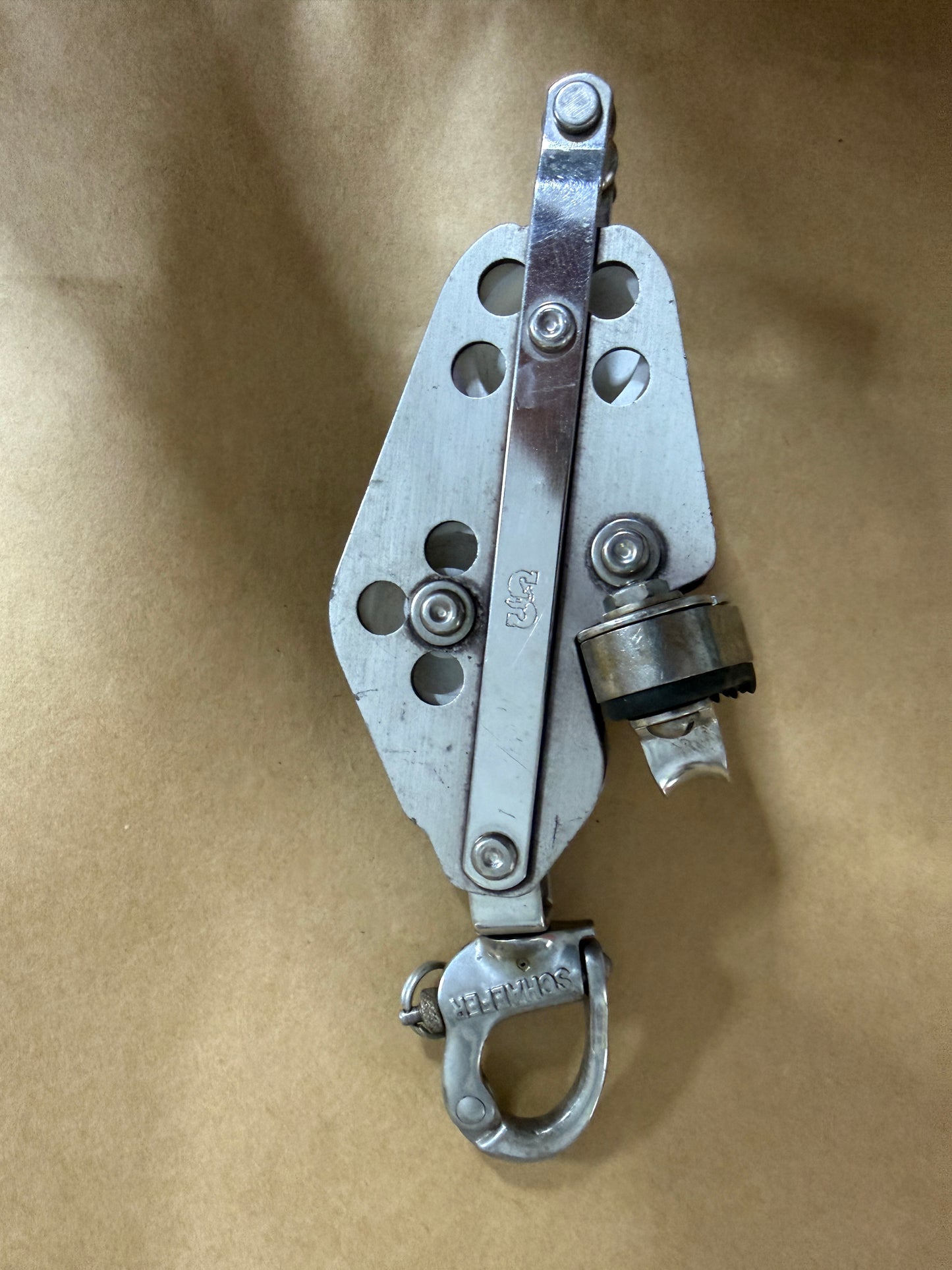 Schaefer Swivel Fiddle Block With Cam Cleat, Shackle & Becket - 7/16" Line
