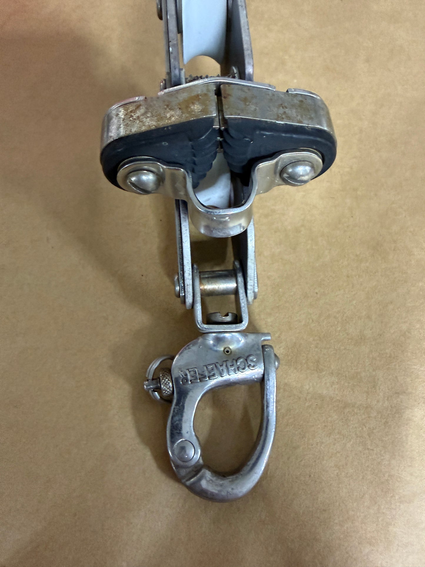 Schaefer Swivel Fiddle Block With Cam Cleat, Shackle & Becket - 7/16" Line