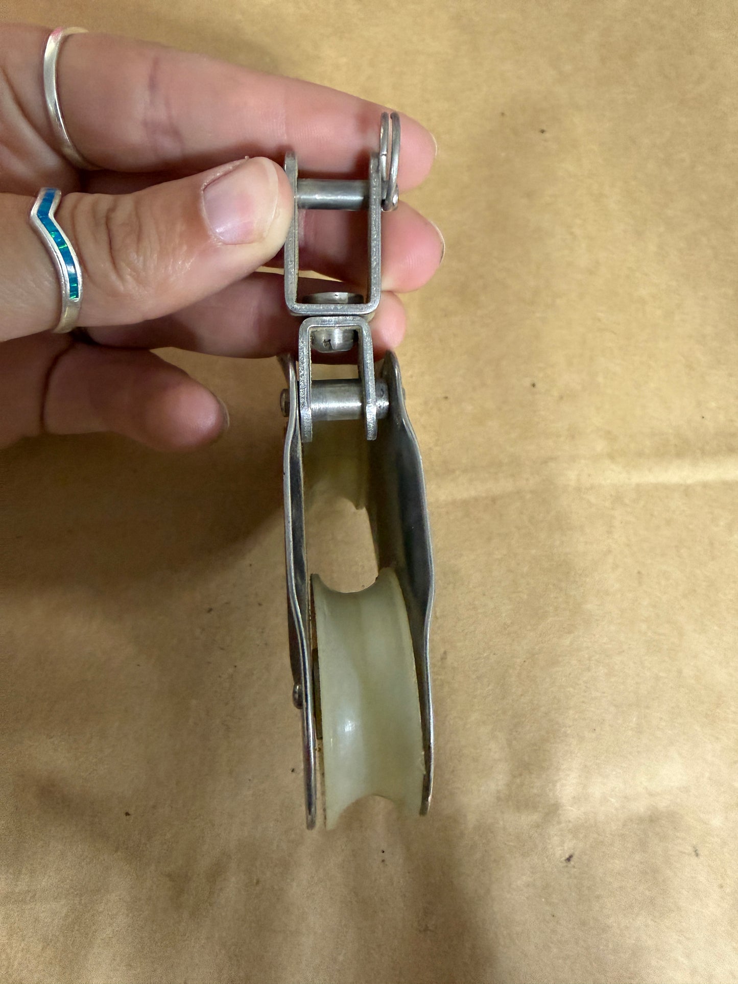 1 1/4" Double Sheave Swivel Vang Block - 3/8" Line