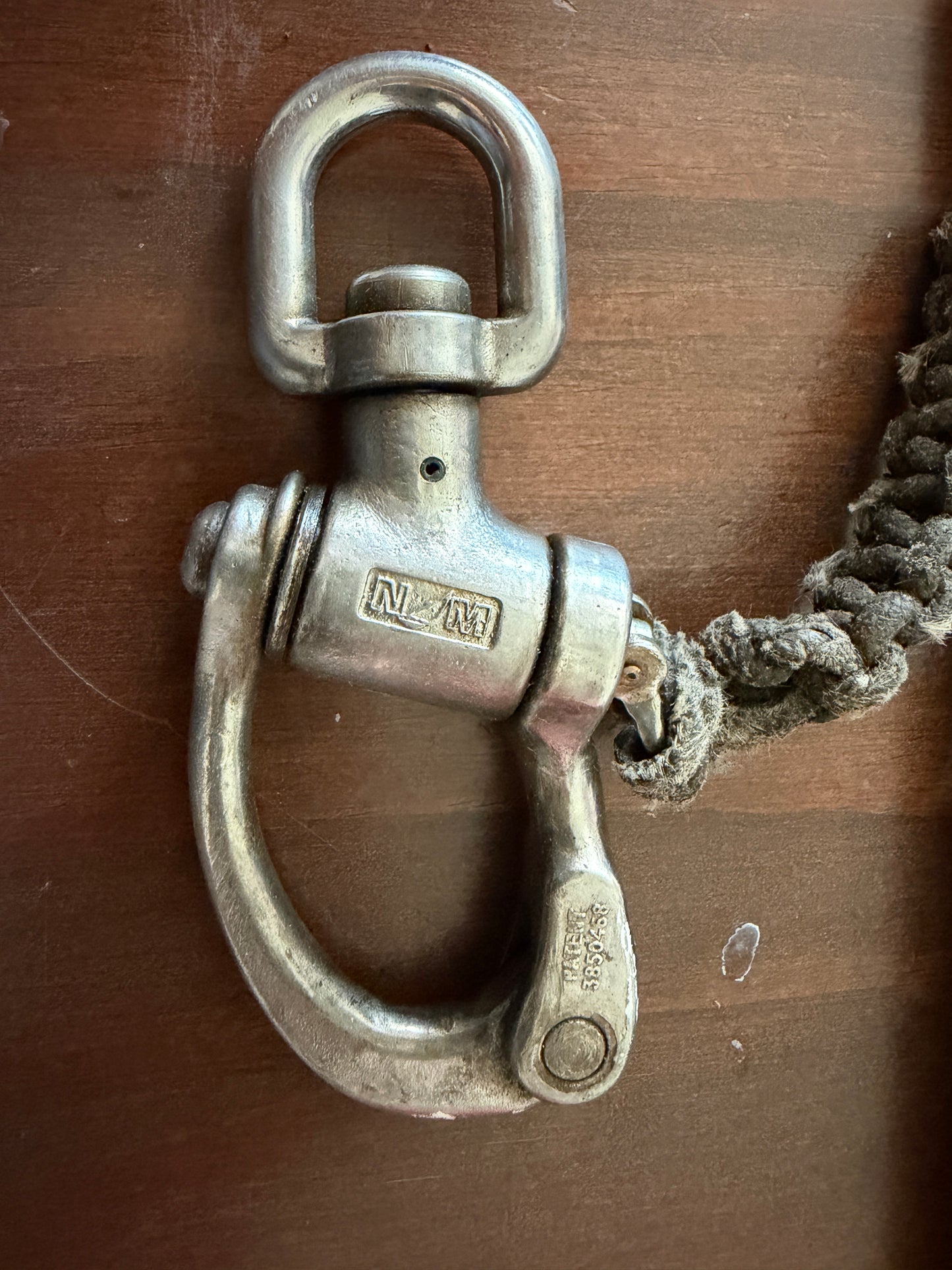 Nicro Marine Stainless Steel PAT #3850468 Swivel Bail Shackle - 5/8"