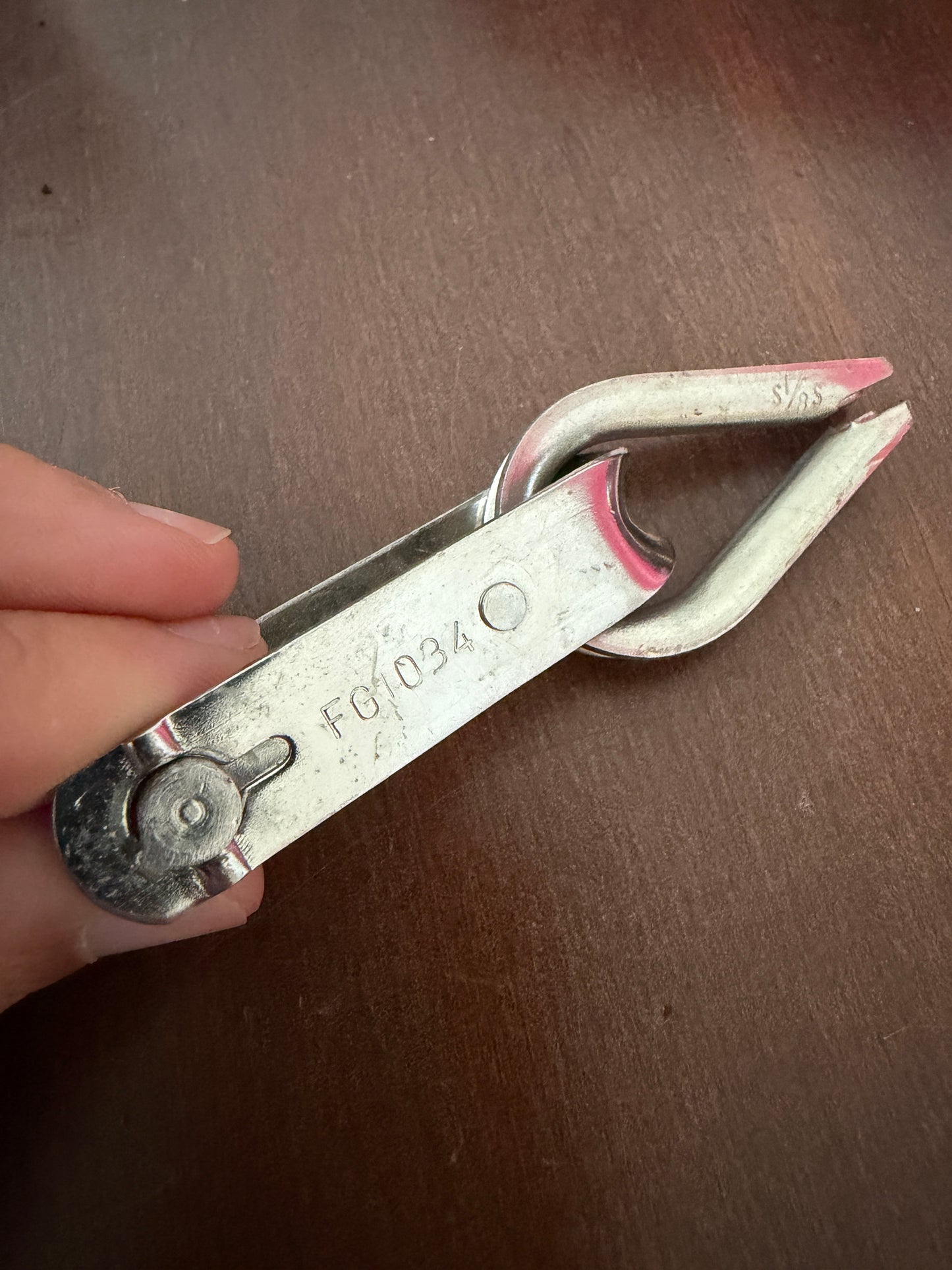 Fico FG1034 Halyard Shackle With 1/8" Thimble
