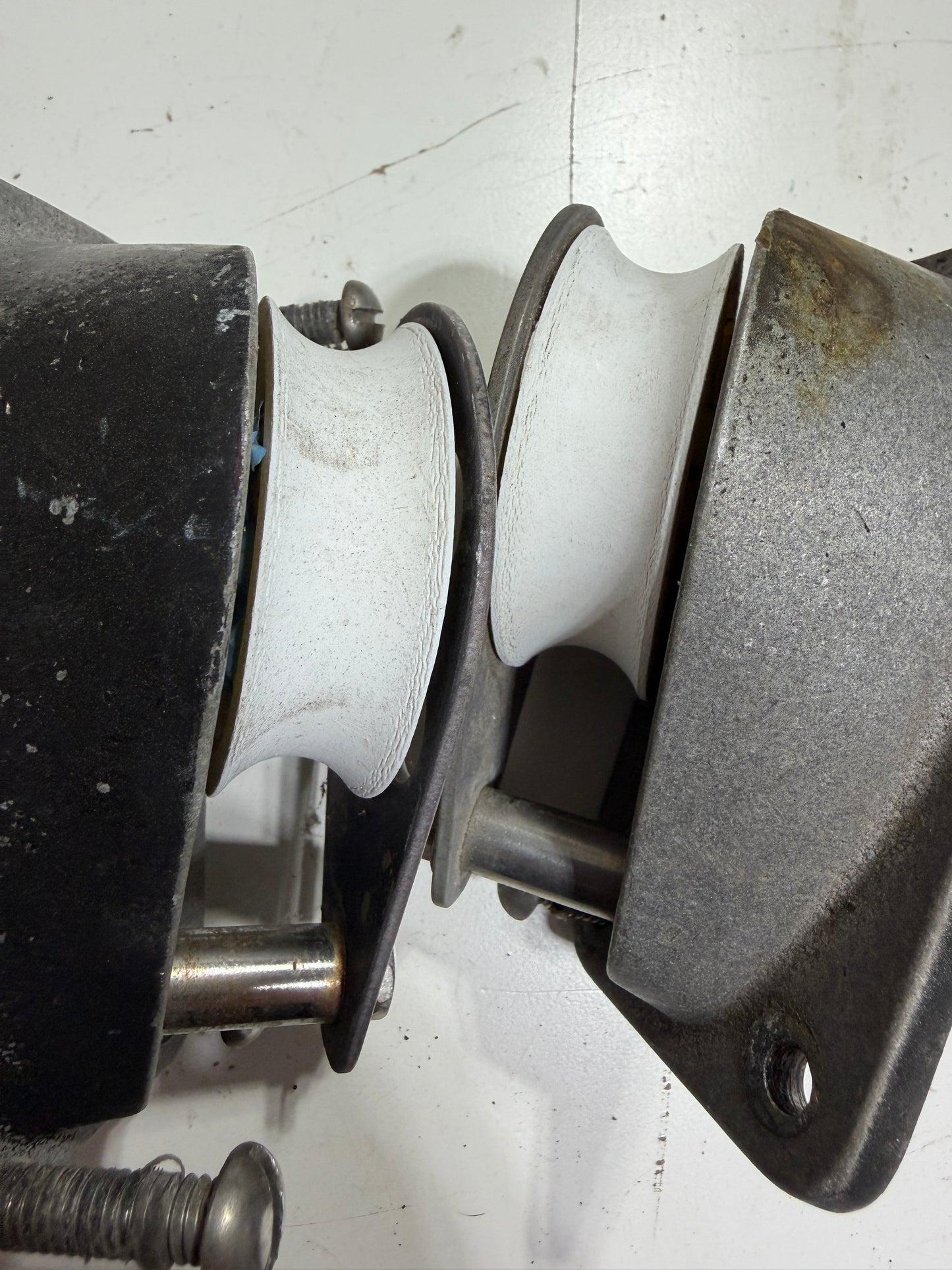 PAIR Schaefer Angled Cheek Blocks - 2 3/8" Sheaves - 7/16" Line