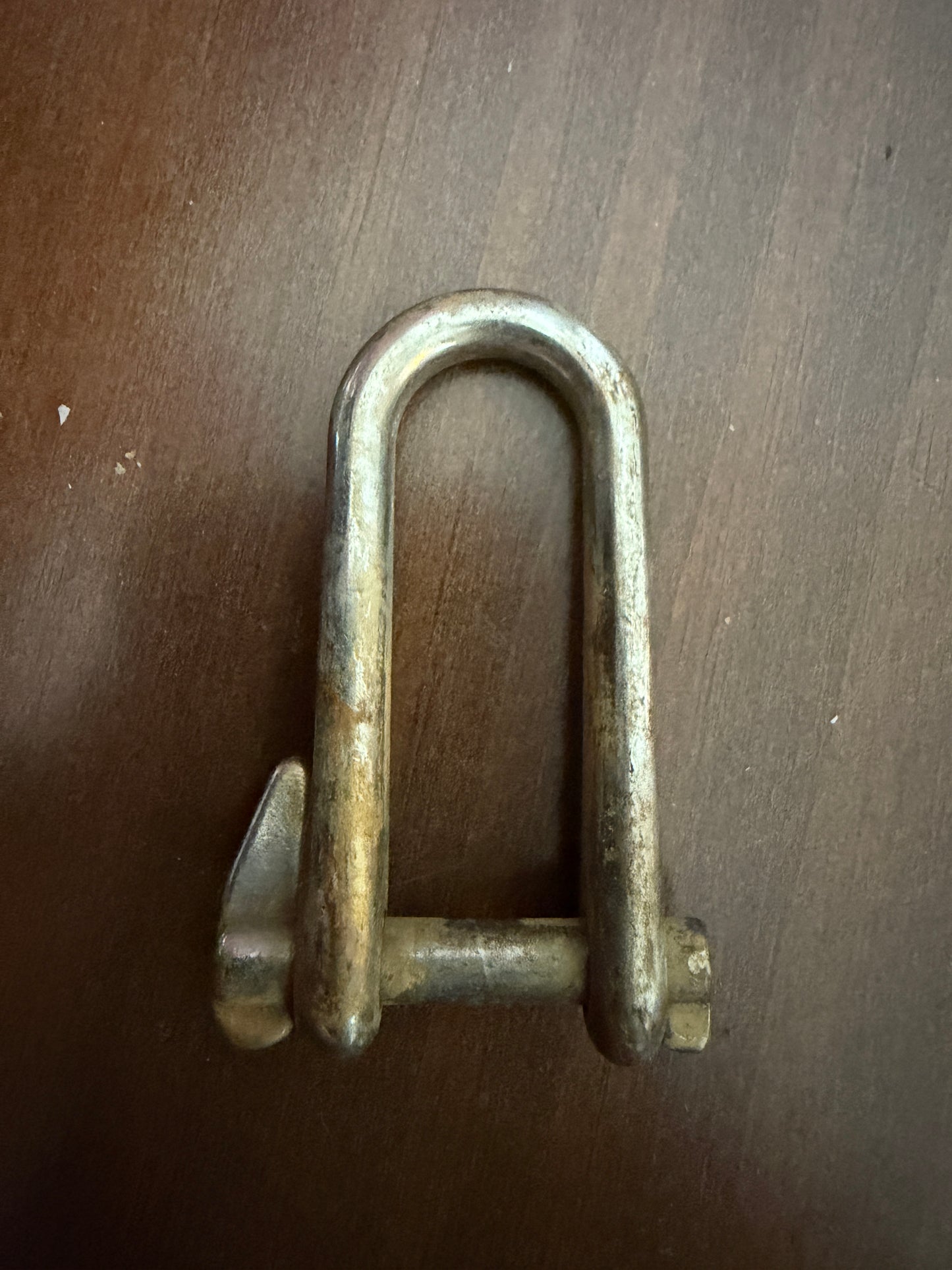 Halyard Shackle - 3/16" Pin Diameter x 7/16" Width - Rusty