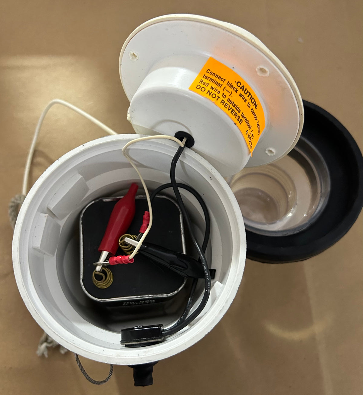 Guest 461 Automatic Anchor Light