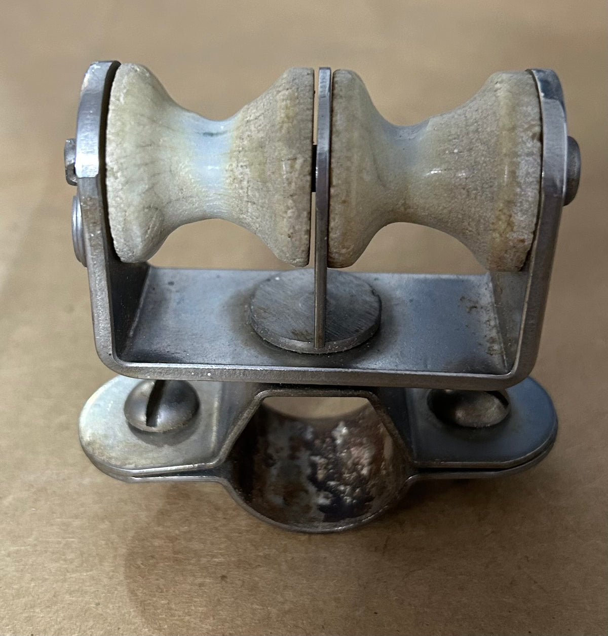 Stainless Steel Double Stanchion Block -5/8" line