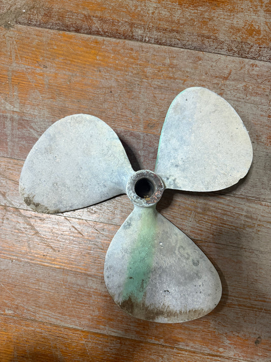 16 x 12 3 Blade Propeller - 7/8" - 1 1/16" Tapered Keyed Shaft - IRWIN 38