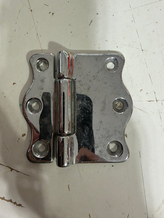 Scalloped Stainless Steel Hinge