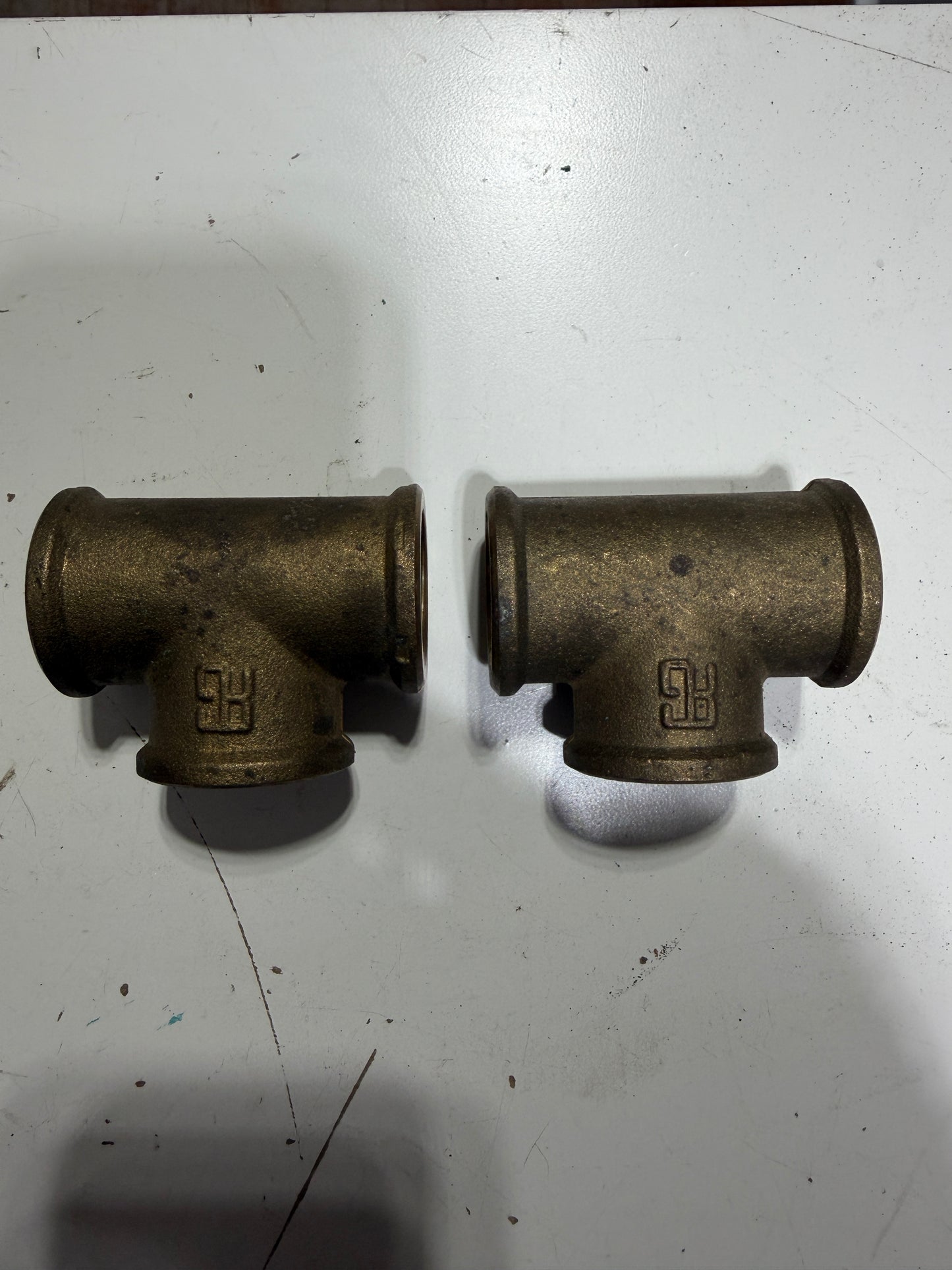 PAIR 1" Brass T Fittings