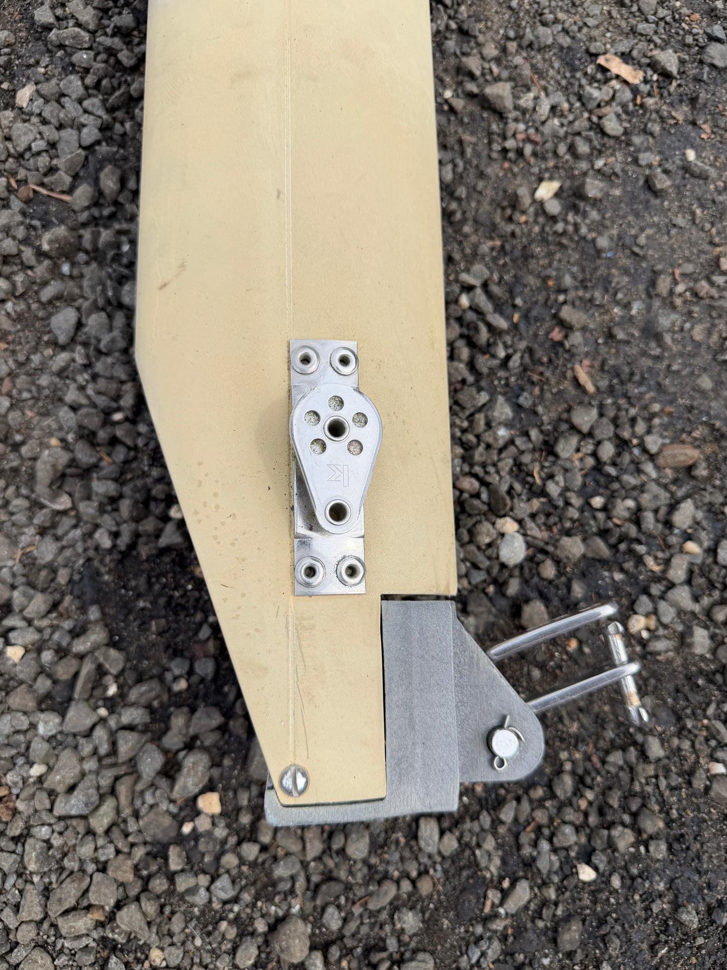 ODAY 28 Boom - 10'5" ( 125 1/4") Length