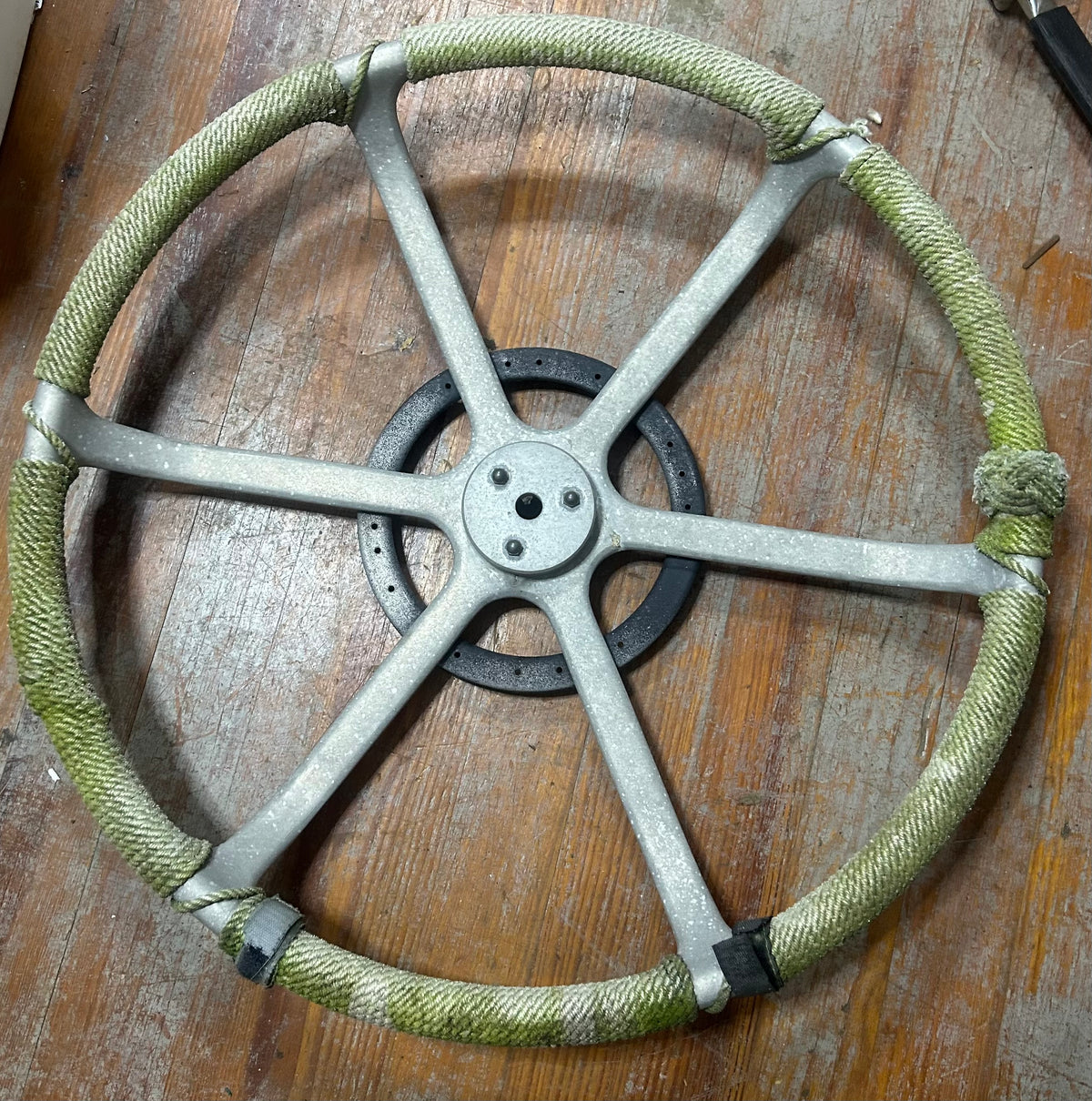 Hughes 38 Steering Wheel – 27” Aluminum 5-Spoke with Rope Grip