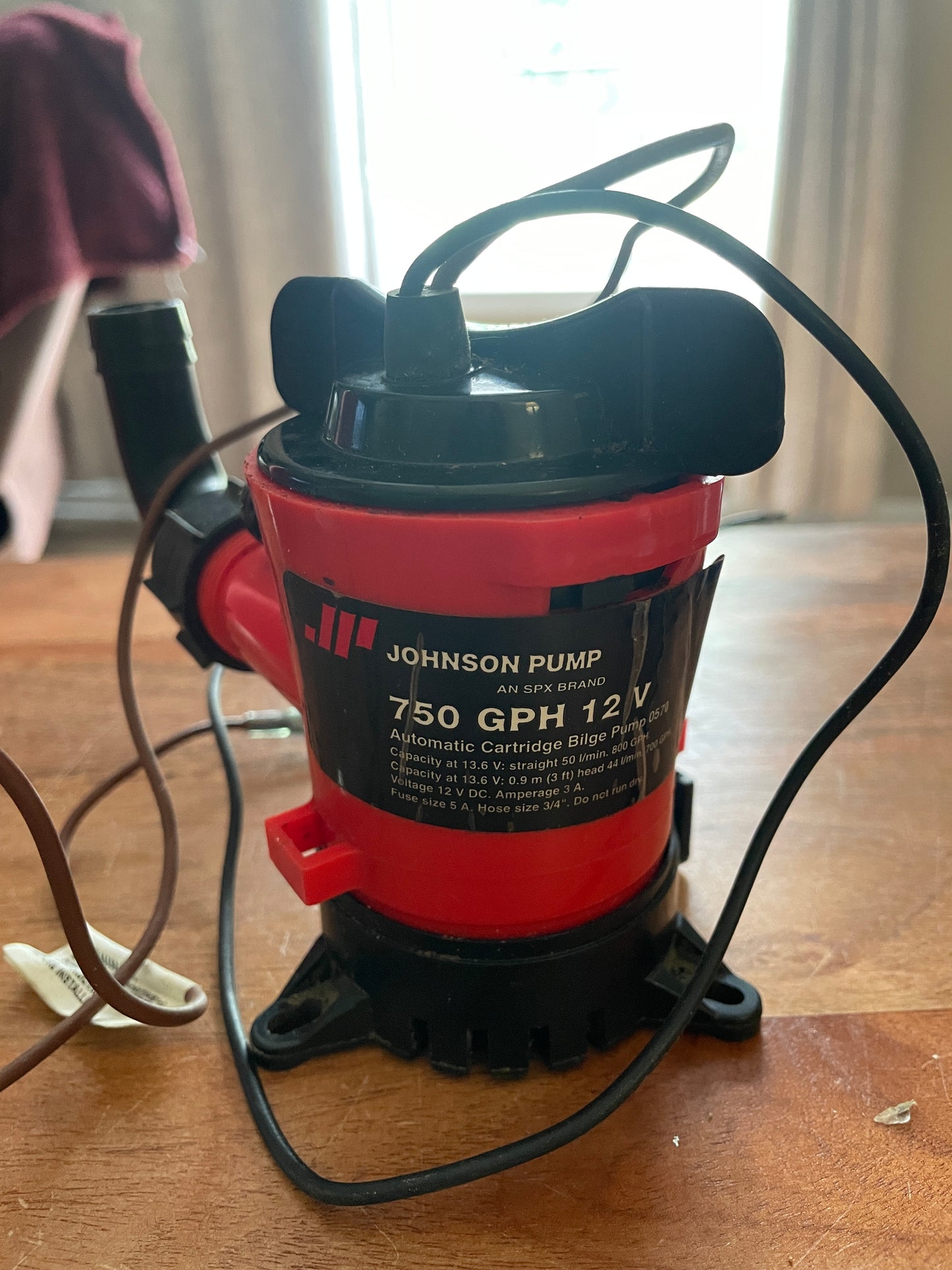 Johnson Pump 750 GPH 12V Automatic Bilge Pump