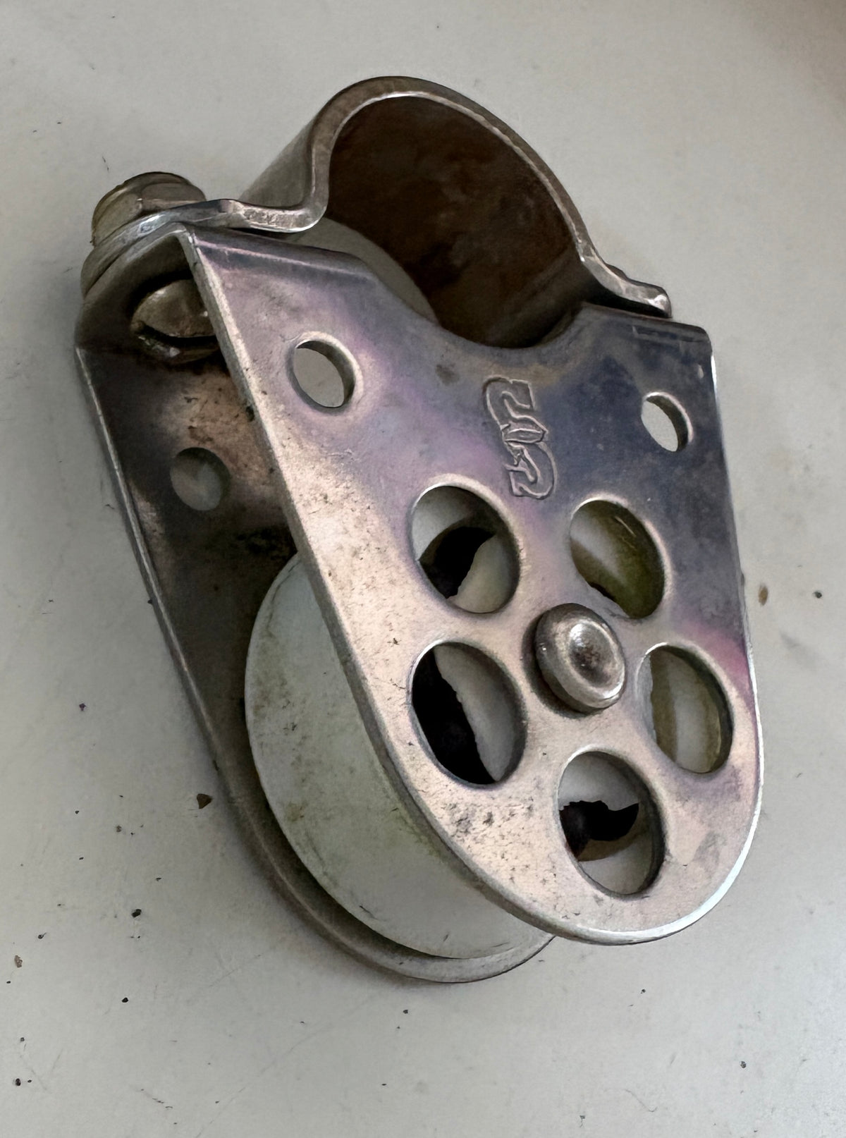 Schaefer 1 3/8" Sheave Stanchion Block 1/2" Line Max