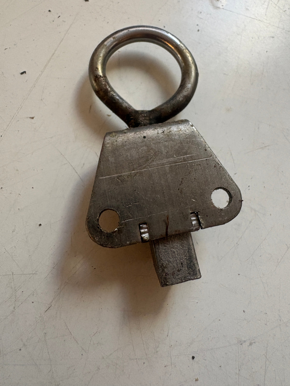 Spring Loaded Pull Ring Bolt Latch