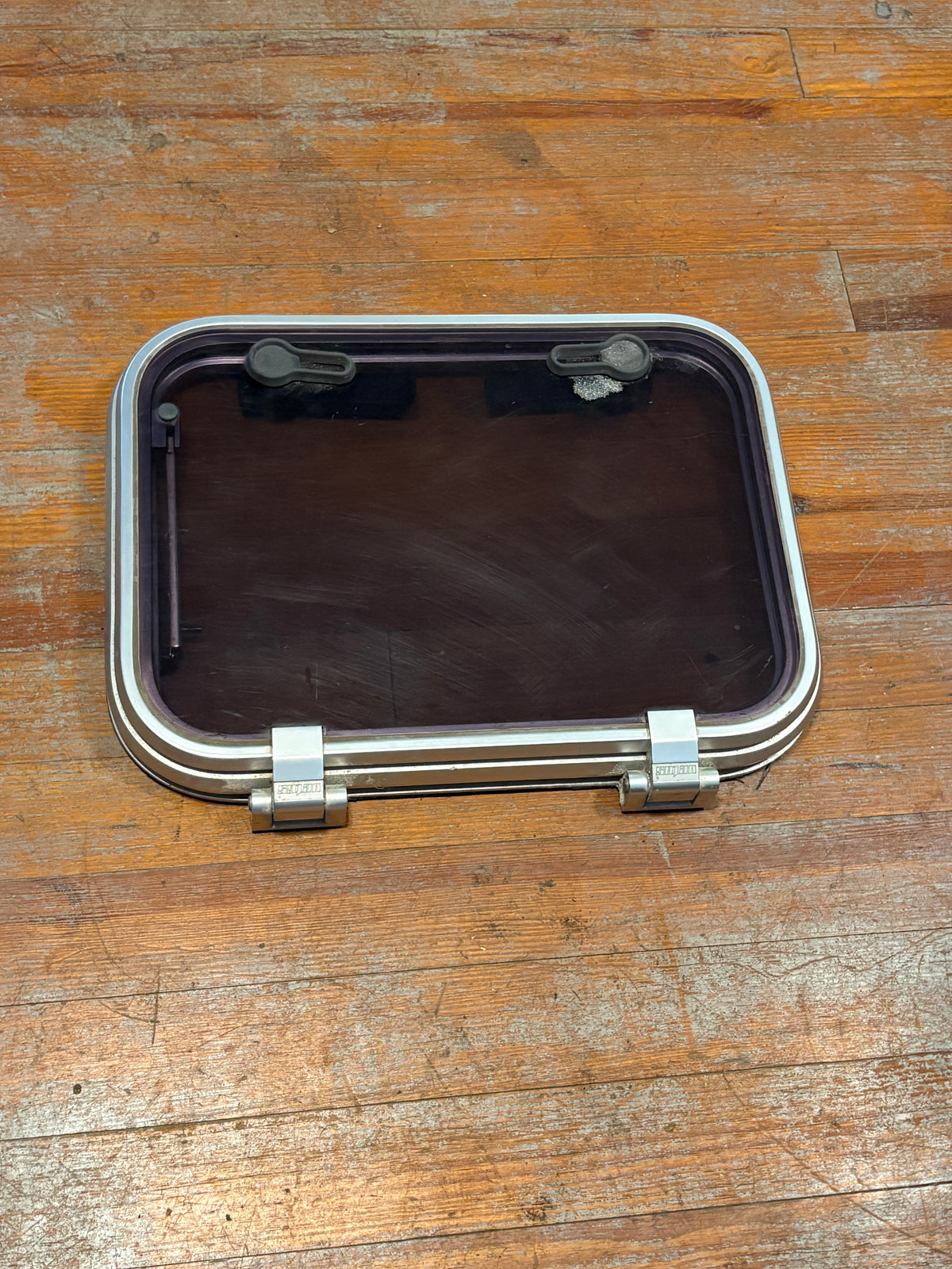 Vetus Hatch 20x15" OD / 17 x 12" ID like new