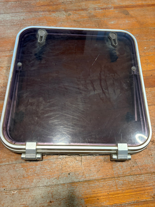 Vetus Hatch 22x22" OD / 19x19" ID Like new