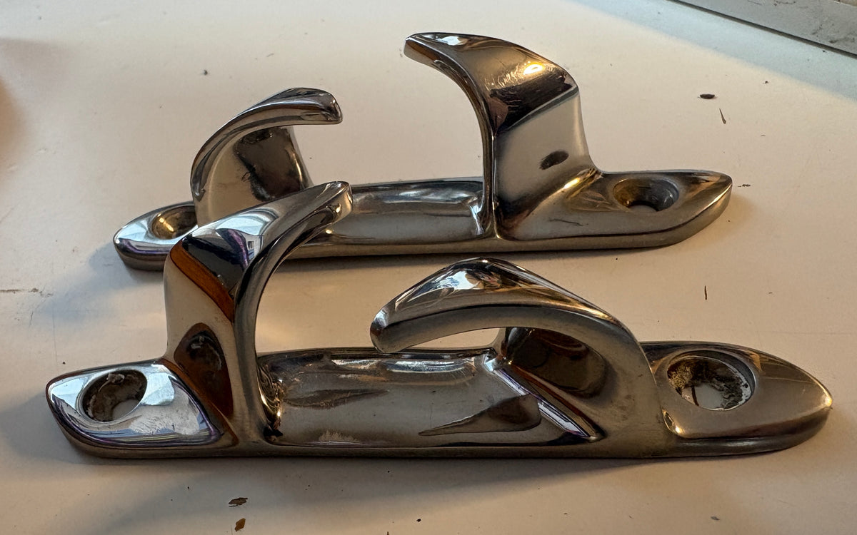 Chock Cleat Pair 4 3/8" from Chris Craft Commander 27