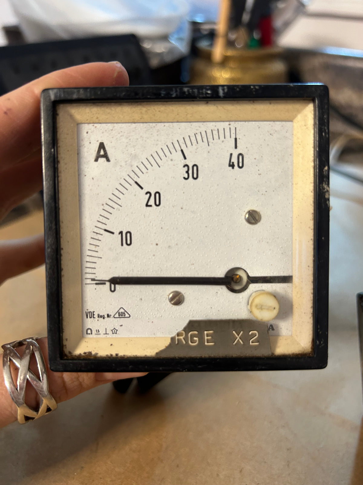 LOT OF 2 Celsa Gauges (A & V)