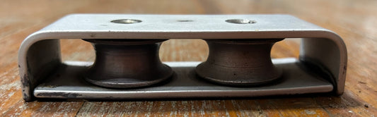 Aluminum double sheave deck organizer - 1/2" line