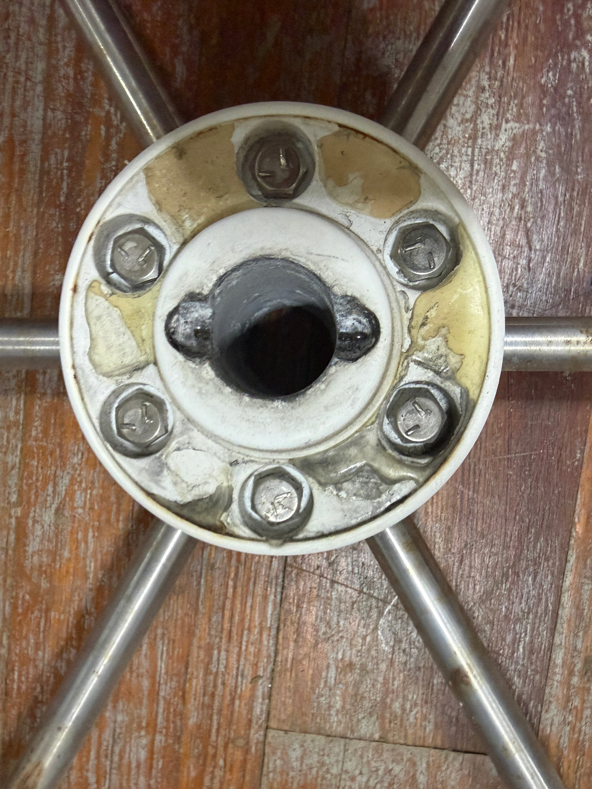 30" Teak and Stainless Wheel - 1" Straight Shaft
