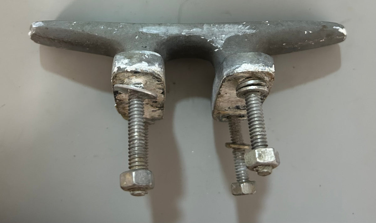 5 7/8" Aluminum Cleat