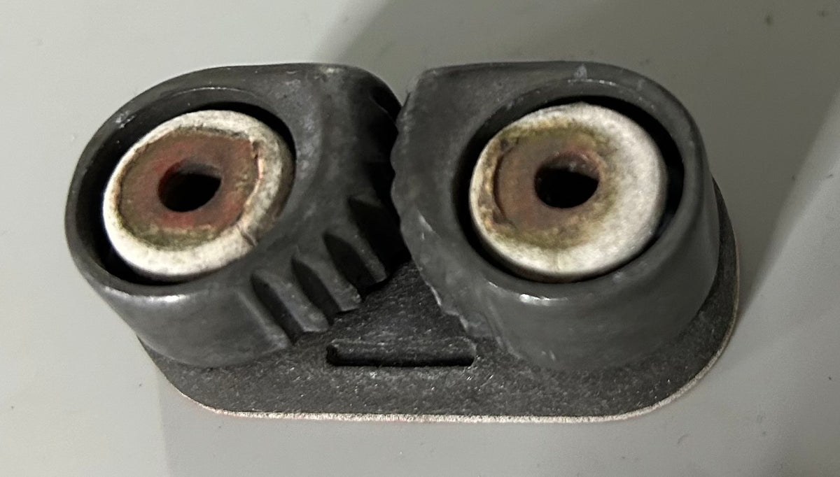 3/8" Mini Cam Cleat