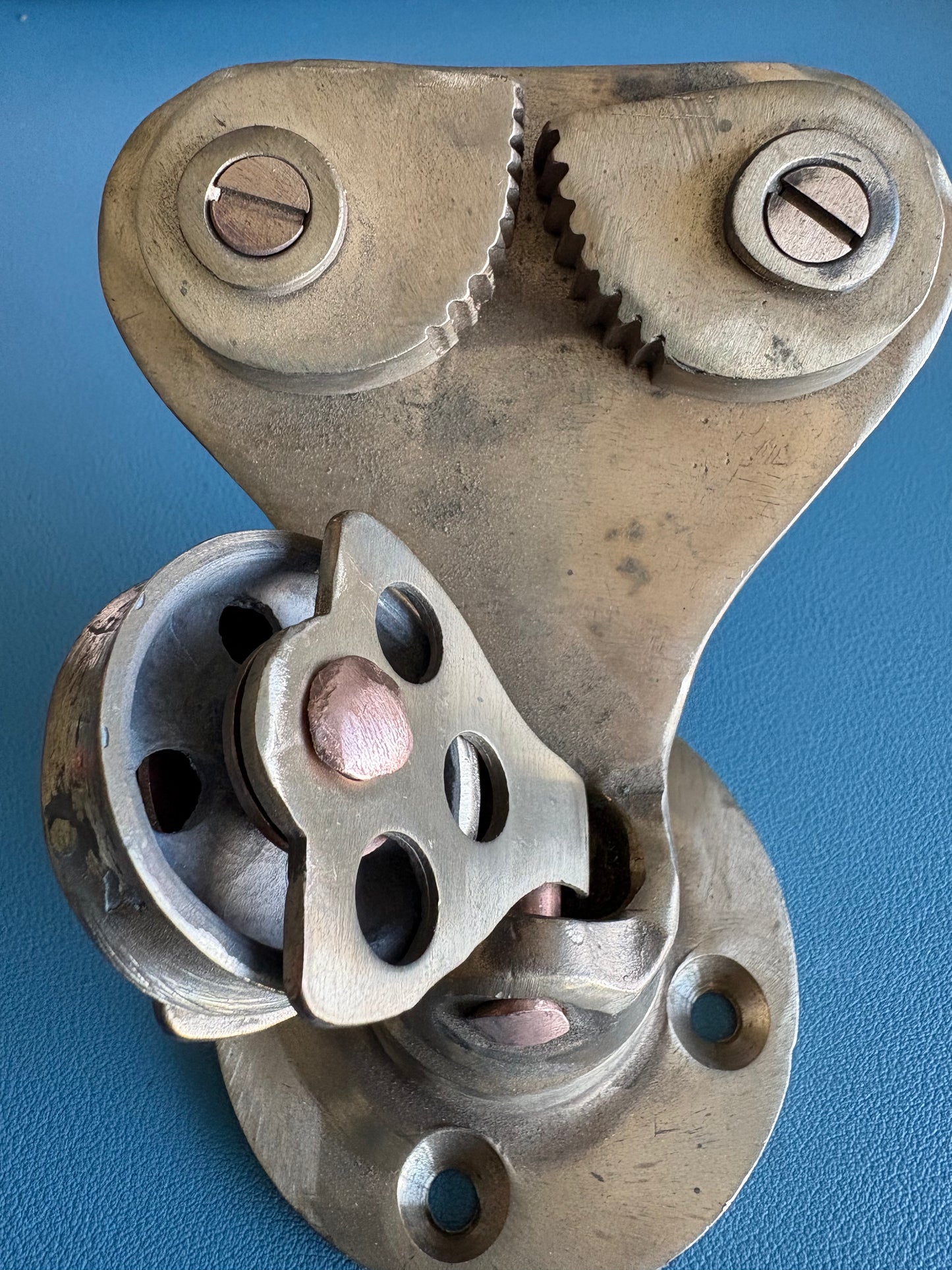 Bronze Cam Cleat 35 Degree Angle Swivel BB2196