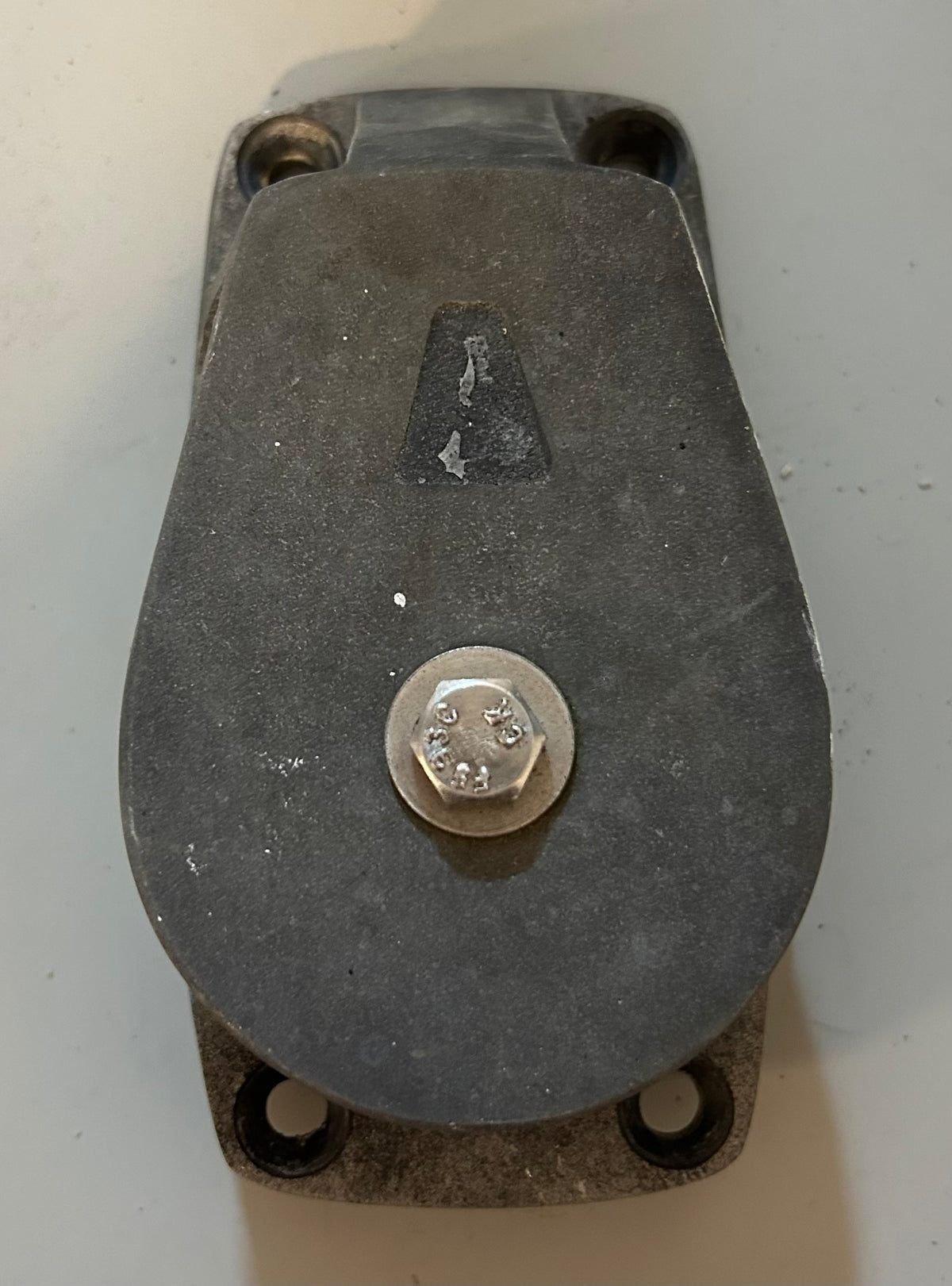 Lewmar Single Foot Block 2 3/8”