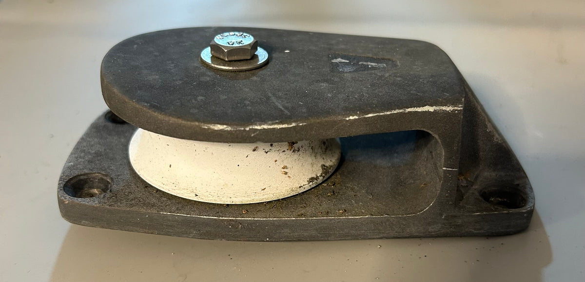 Lewmar Single Foot Block 2 3/8”
