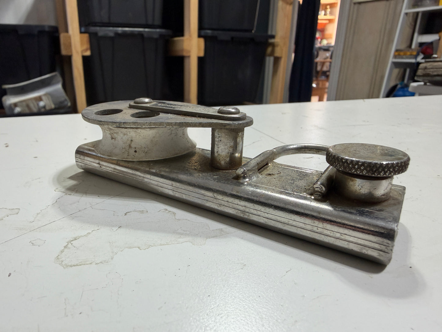 Merriman Single Block Lead Car - 1 1/4" Track