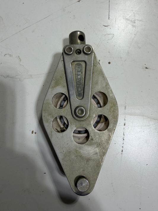 Schaefer 2 3/8" Single Sheave Swivel Block With Beckett - 1/2" Line