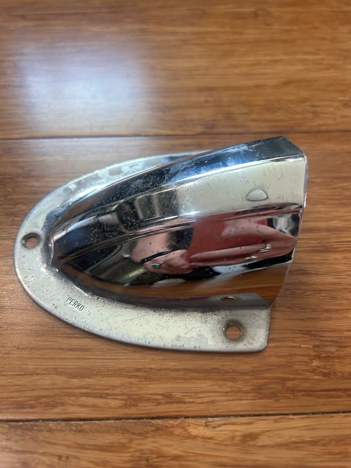 Stainless Steel Clam Shell Vent - 4 3/8" Length x 3 3/4" Width x 1 5/8" Height