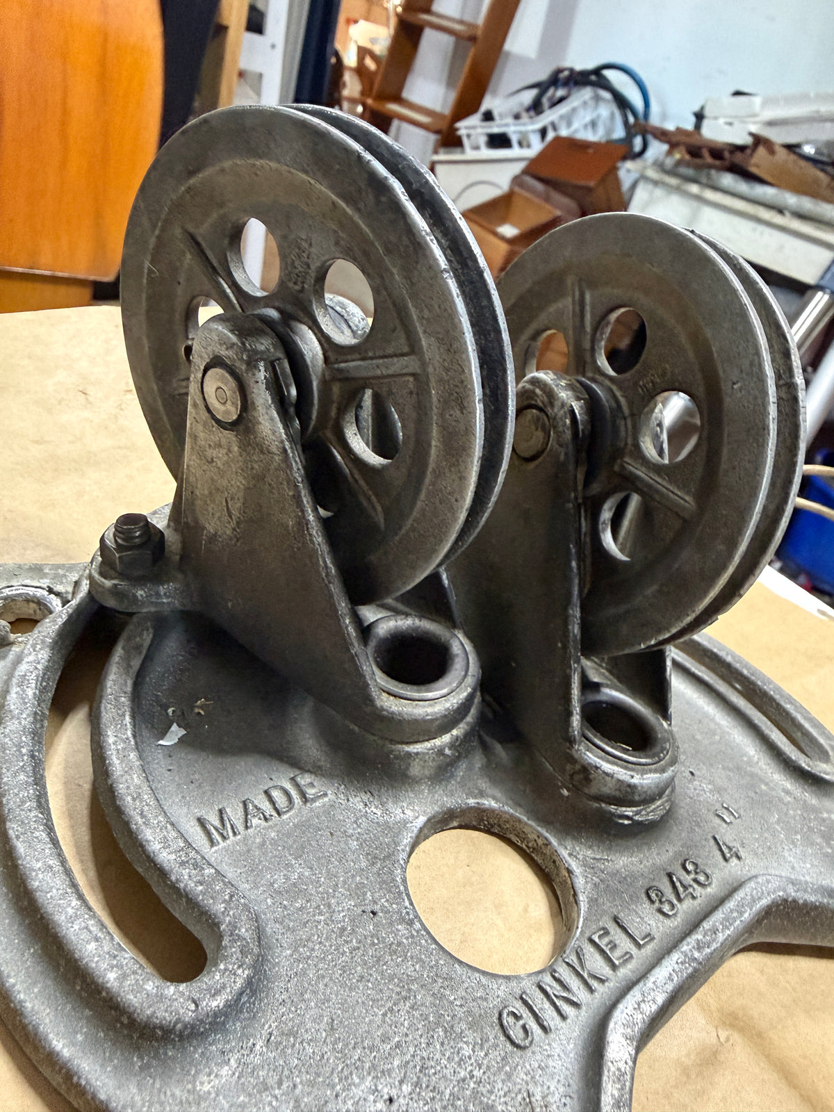 Cinkel 343 Aluminum Steering Pulley Pedestal System - 4" Wheels - 1/4" Cable