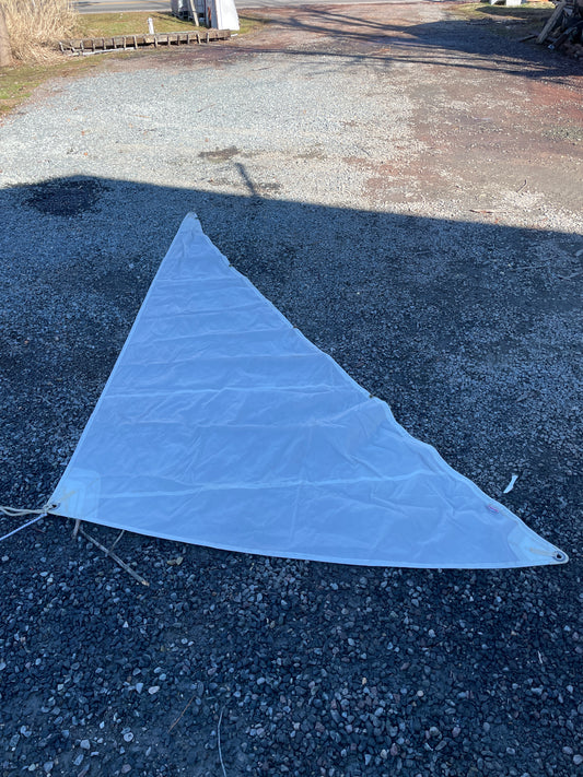 Catalina 25 Small Sail- 14’ x 11’7” x 7’3”