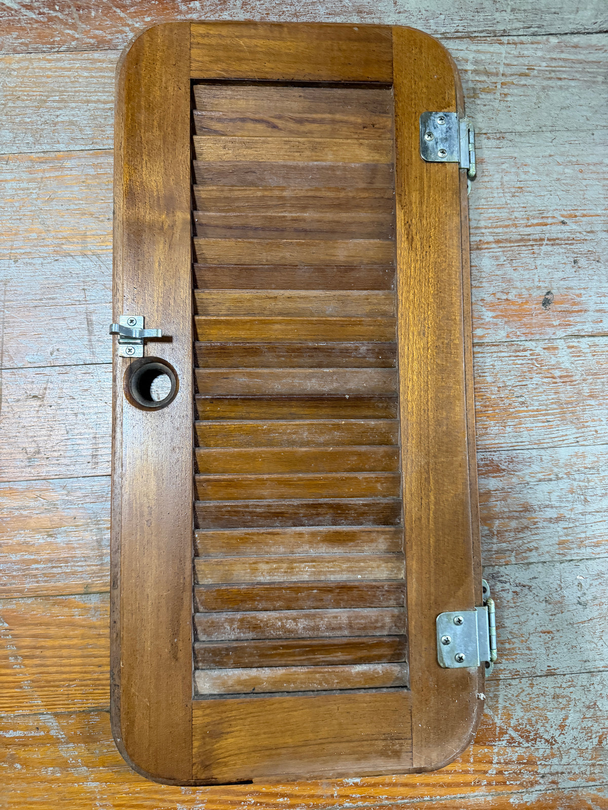 Irwin 31 Interior Louvered Door - ID: 21" x 9 5/8" - OD: 21 3/4" x 10 3/8" -- #379