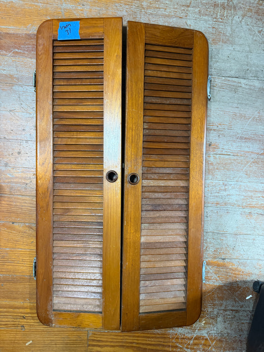 PAIR Irwin 31 Interior Louvered Doors - ID: 35 1/4" x 9 5/8" - OD: 36" x 10" -- #381