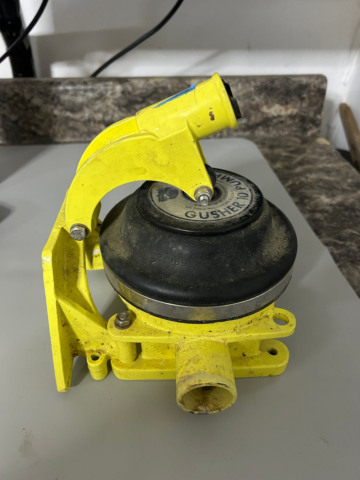 Gusher 10 Manual Bilge Pump