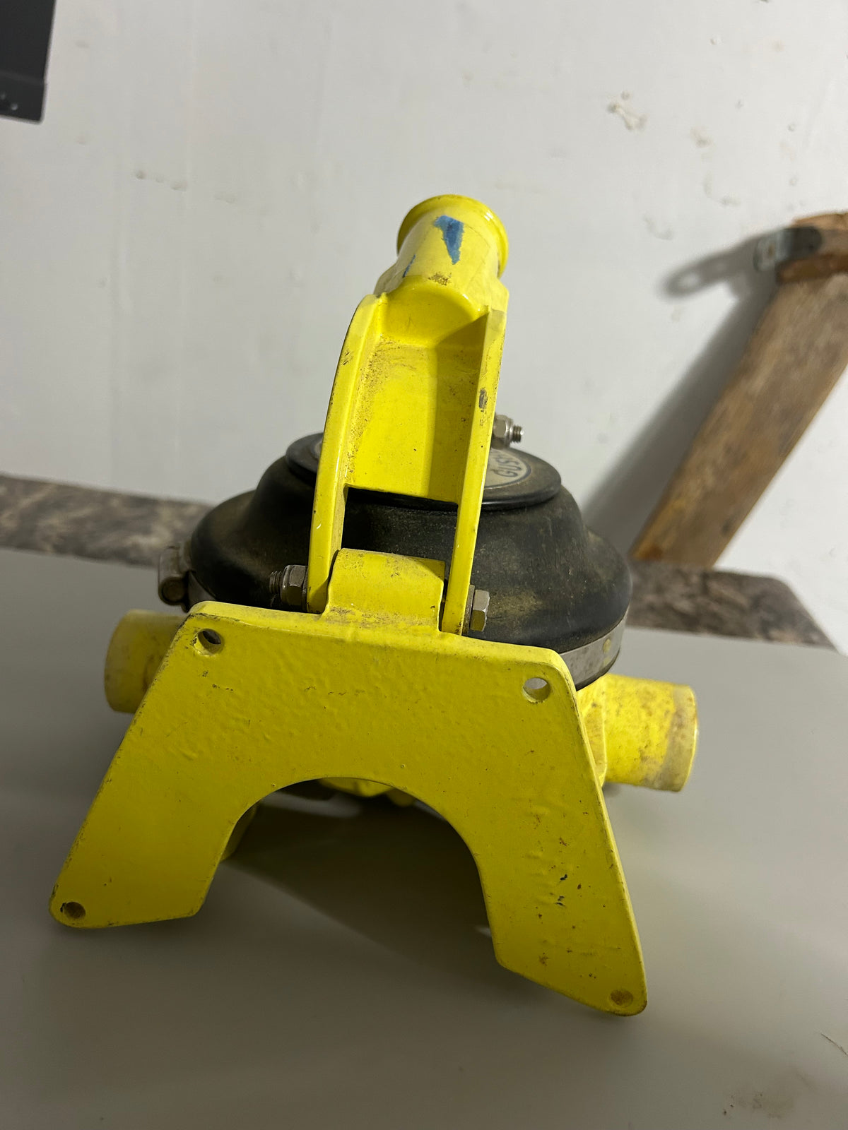 Gusher 10 Manual Bilge Pump