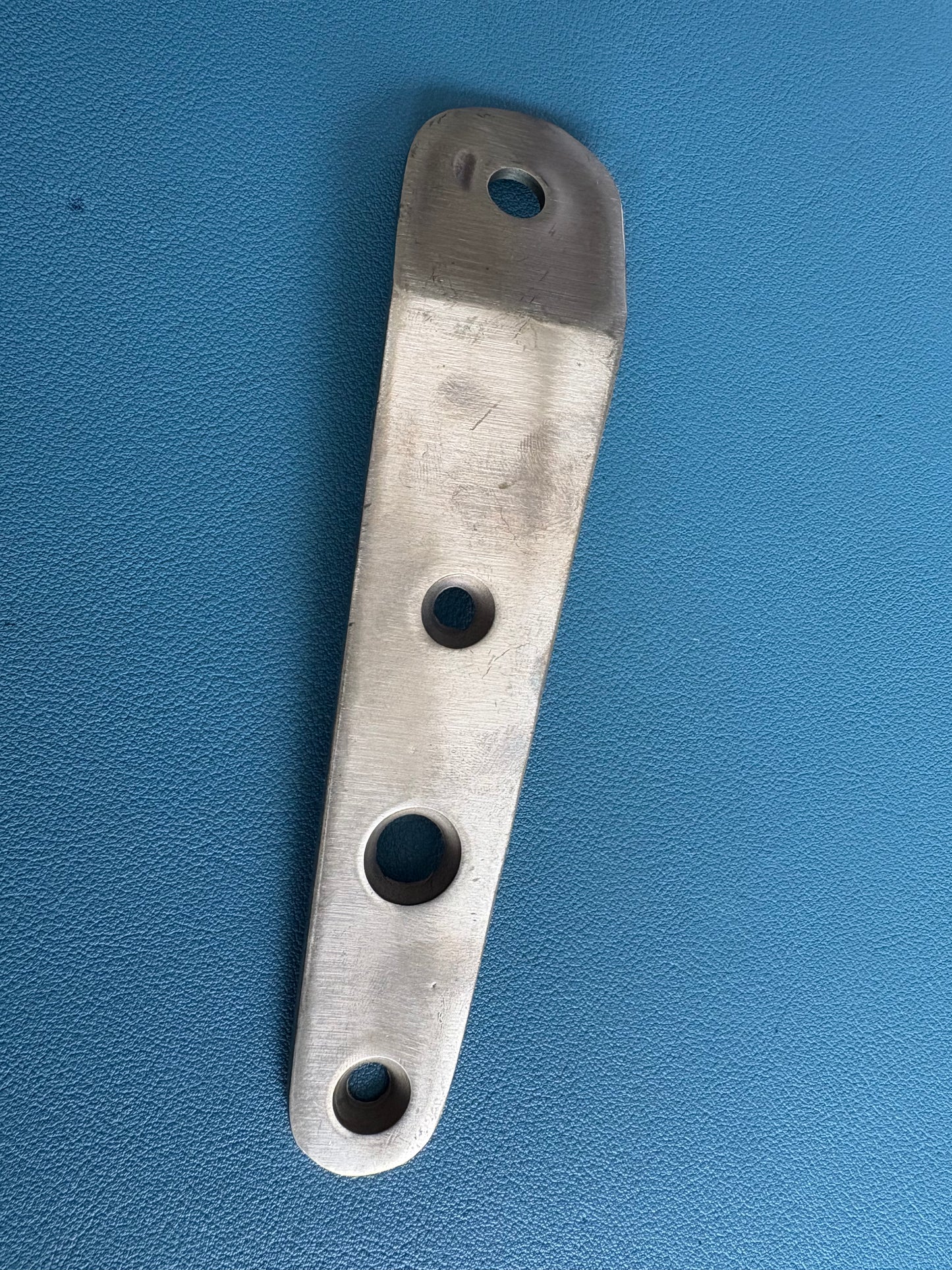 Bronze Chain Plate - 5 3/4"