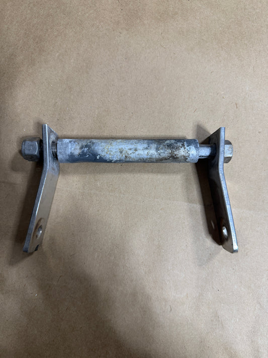 Mast Tang - 1/2" Diameter Bolt x 5 3/4" Inside Width